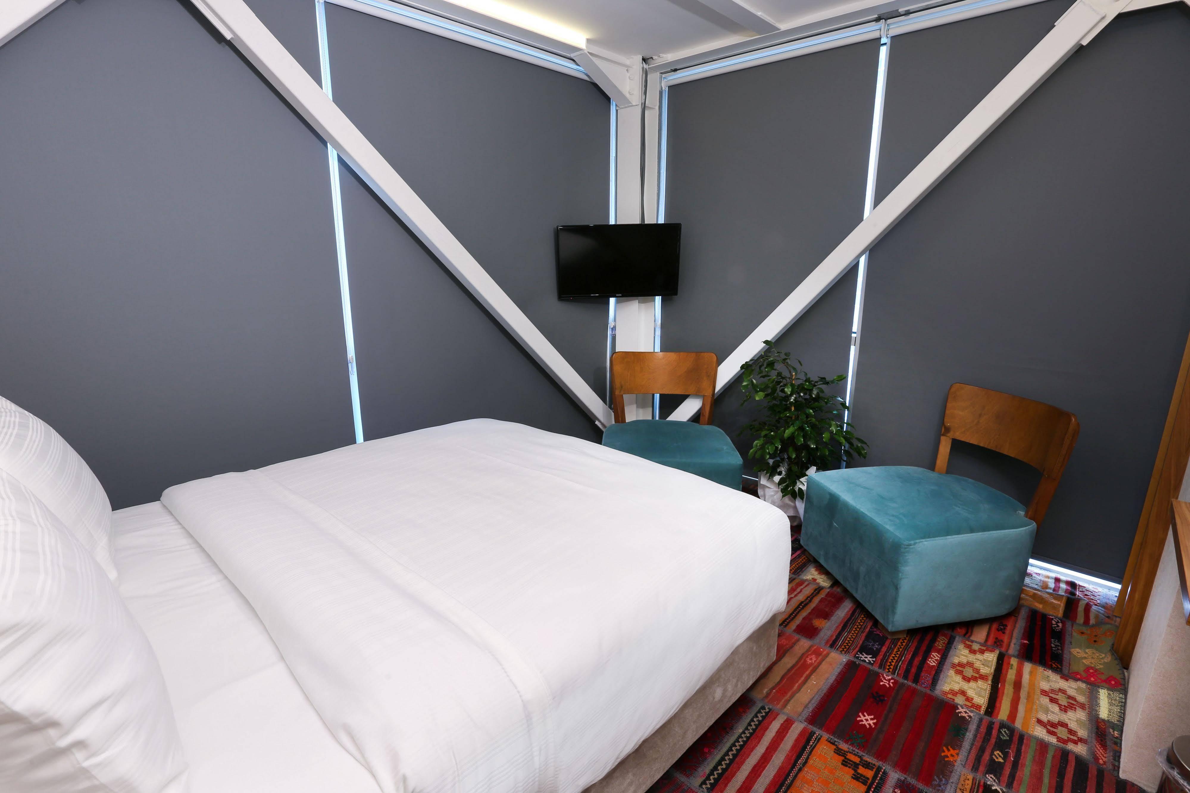 Discovery Hotel Istanbul Exteriör bild